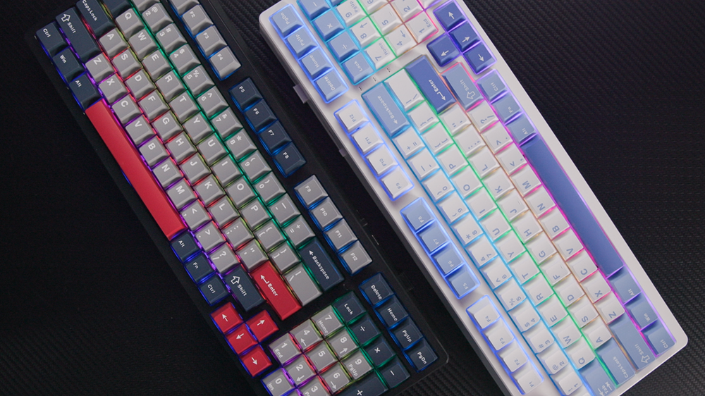 全面开启预售!RGB光效联动新玩法新乐趣!九游会·j9网站联想极光键盘GK10三模版(图2) 全面开启预售!RGB光效联动新玩法新乐趣!九游会·j9网站联想极光键盘GK10三模版(图2)